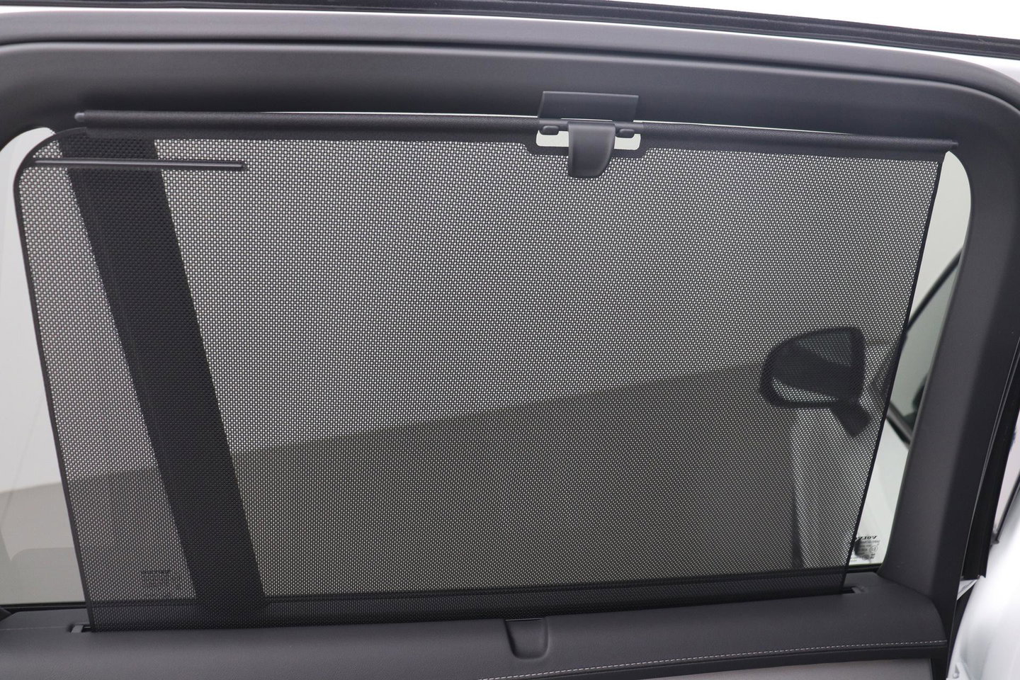 Volvo XC90 T8 Plug-in hybrid Ultra Black Edition | Luchtvering | Trekhaak | Head-Up | 360° Camera | Panoramadak