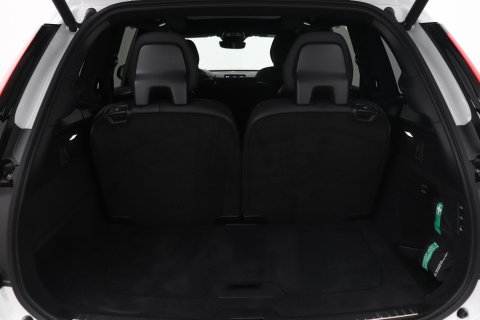 Volvo XC90 T8 Plug-in hybrid Ultra Black Edition | Luchtvering | Trekhaak | Head-Up | 360° Camera | Panoramadak