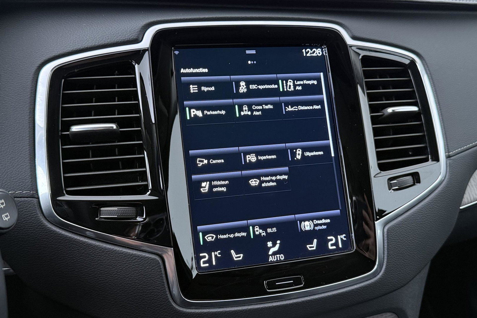 Volvo XC90 2.0 B5 AWD Inscription | GRIJS KENTEKEN | Bowers&Wilkins | Luchtvering | Head-Up | Massage+Ventilatie | Trekhaak