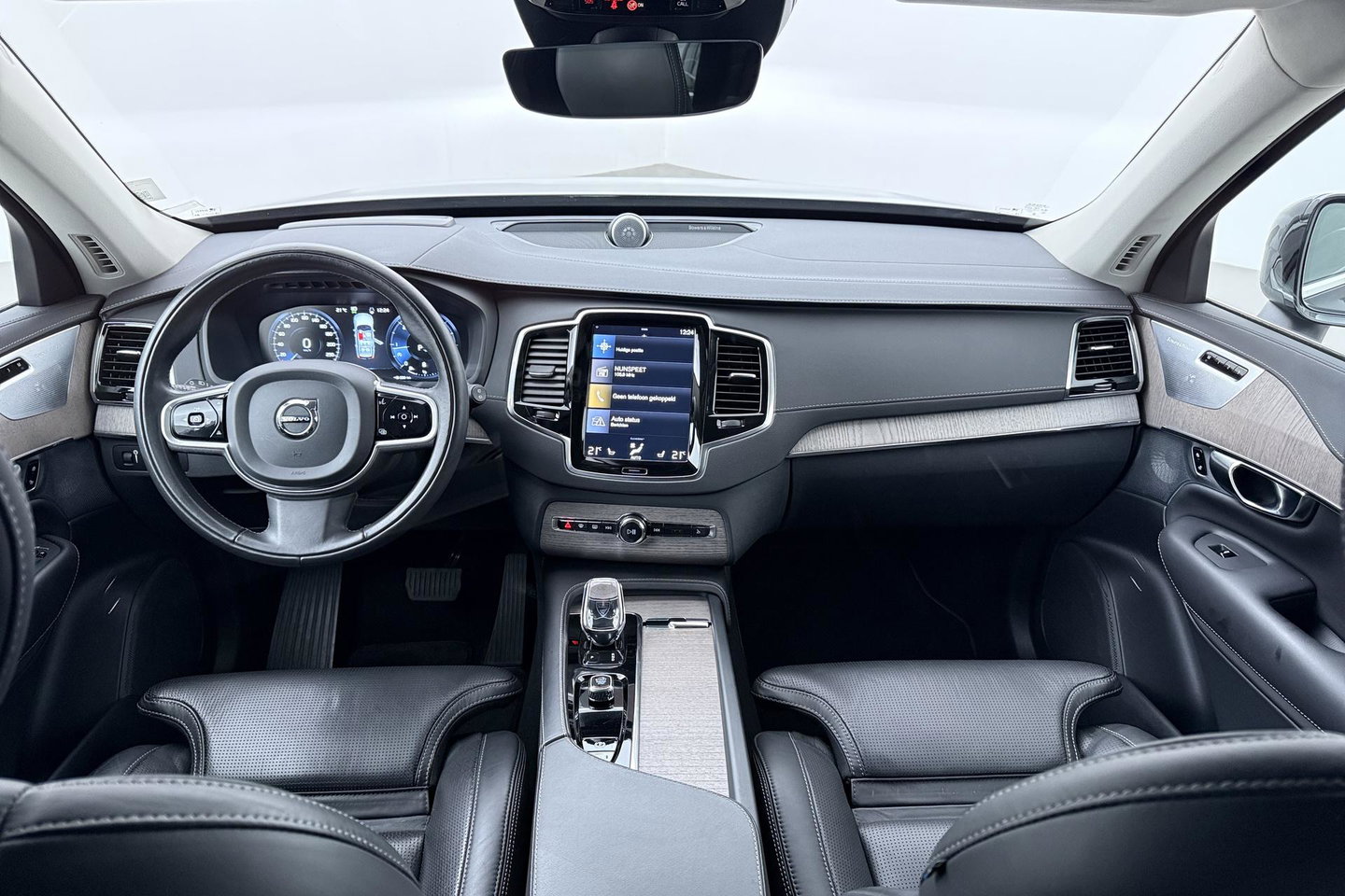 Volvo XC90 2.0 B5 AWD Inscription | GRIJS KENTEKEN | Bowers&Wilkins | Luchtvering | Head-Up | Massage+Ventilatie | Trekhaak
