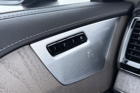 Volvo XC90 2.0 B5 AWD Inscription | GRIJS KENTEKEN | Bowers&Wilkins | Luchtvering | Head-Up | Massage+Ventilatie | Trekhaak