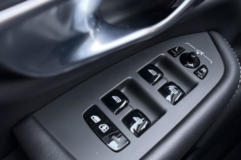 Volvo XC90 2.0 B5 AWD Inscription | GRIJS KENTEKEN | Bowers&Wilkins | Luchtvering | Head-Up | Massage+Ventilatie | Trekhaak