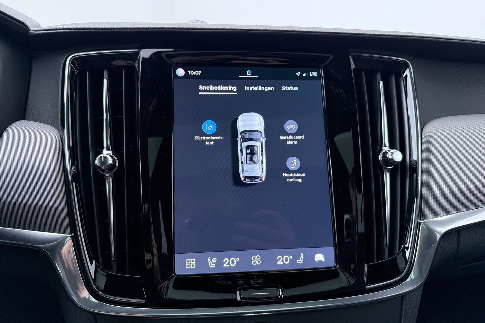 Volvo V90 2.0 T6 AWD R-Design | FACELIFT! | Bowers&Wilkins | Panoramadak | Head-Up | 360° Camera | 19 Inch
