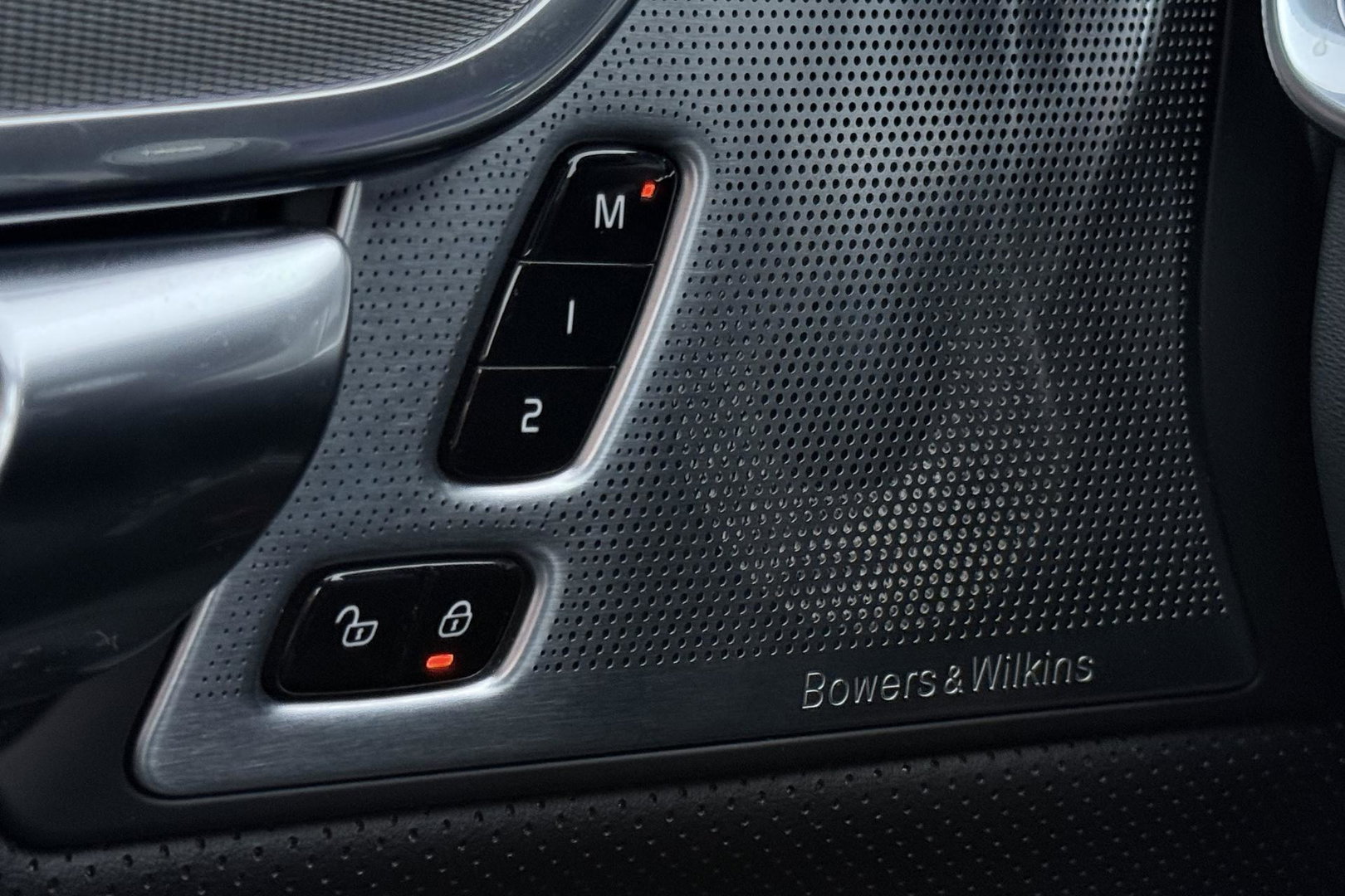 Volvo V90 2.0 T6 AWD R-Design | FACELIFT! | Bowers&Wilkins | Panoramadak | Head-Up | 360° Camera | 19 Inch
