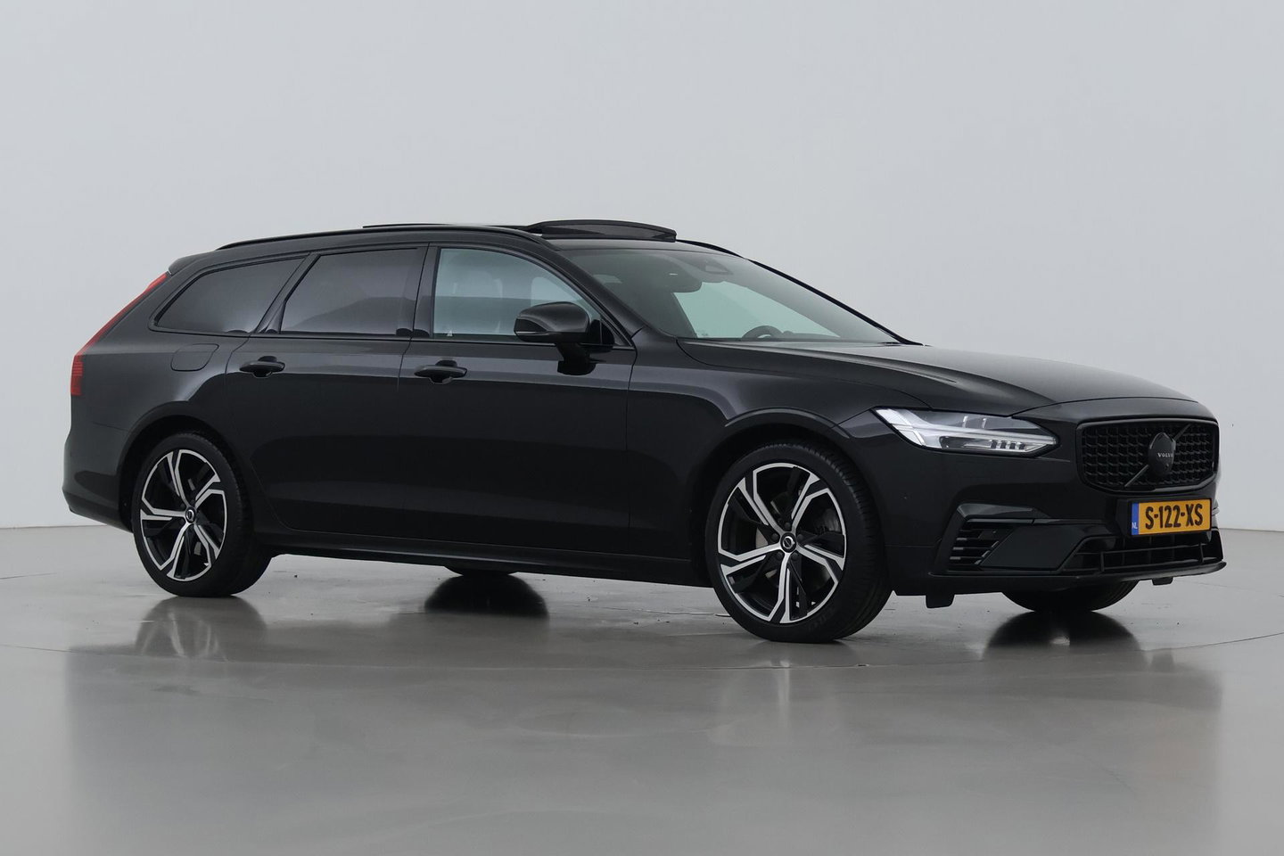 Volvo V90 2.0 T6 AWD R-Design | FACELIFT! | Bowers&Wilkins | Panoramadak | Head-Up | 360° Camera | 19 Inch