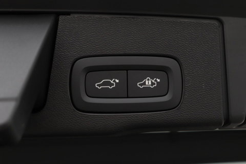 Volvo XC60 T8 Plug-in hybrid Ultra Black Edition | ACC | Panoramadak | Bowers&Wilkins | Head-Up | 360° Camera | Massage+Ventilatie | 21 inch