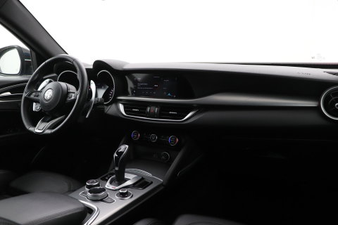 Alfa Romeo Stelvio 2.2 JTD AWD Veloce | Aut | Leder | Camera | 20 Inch | Getint Glas | ACC