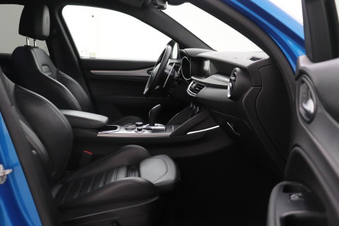 Alfa Romeo Stelvio 2.2 JTD AWD Veloce | Aut | Leder | Camera | 20 Inch | Getint Glas | ACC