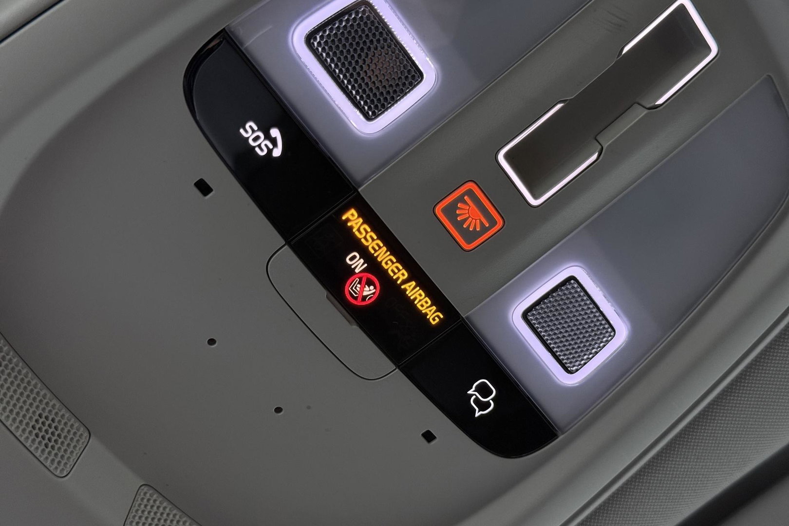 Volvo XC60 T6 Plug-in hybrid Plus Dark | Panoramadak | ACC | Stoel+Stuurverwarming | BLIS | Camera | 21 Inch