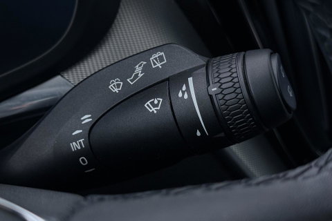 Volvo XC60 T6 Plug-in hybrid Plus Dark | Panoramadak | ACC | Stoel+Stuurverwarming | BLIS | Camera | 21 Inch