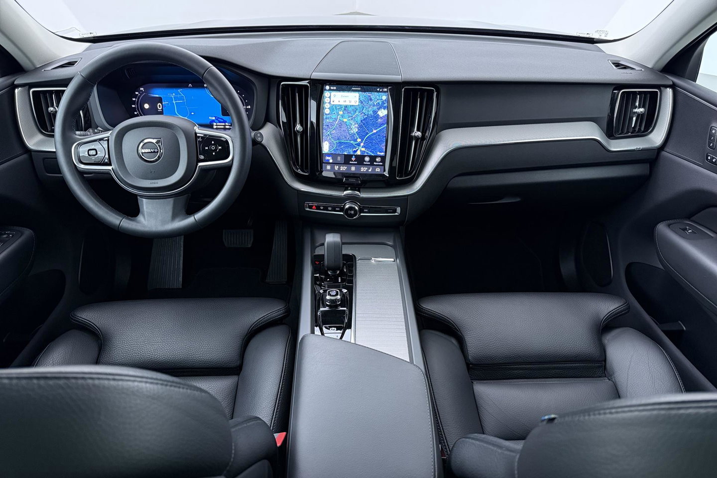 Volvo XC60 T6 Plug-in hybrid Plus Dark | Panoramadak | ACC | Stoel+Stuurverwarming | BLIS | Camera | 21 Inch