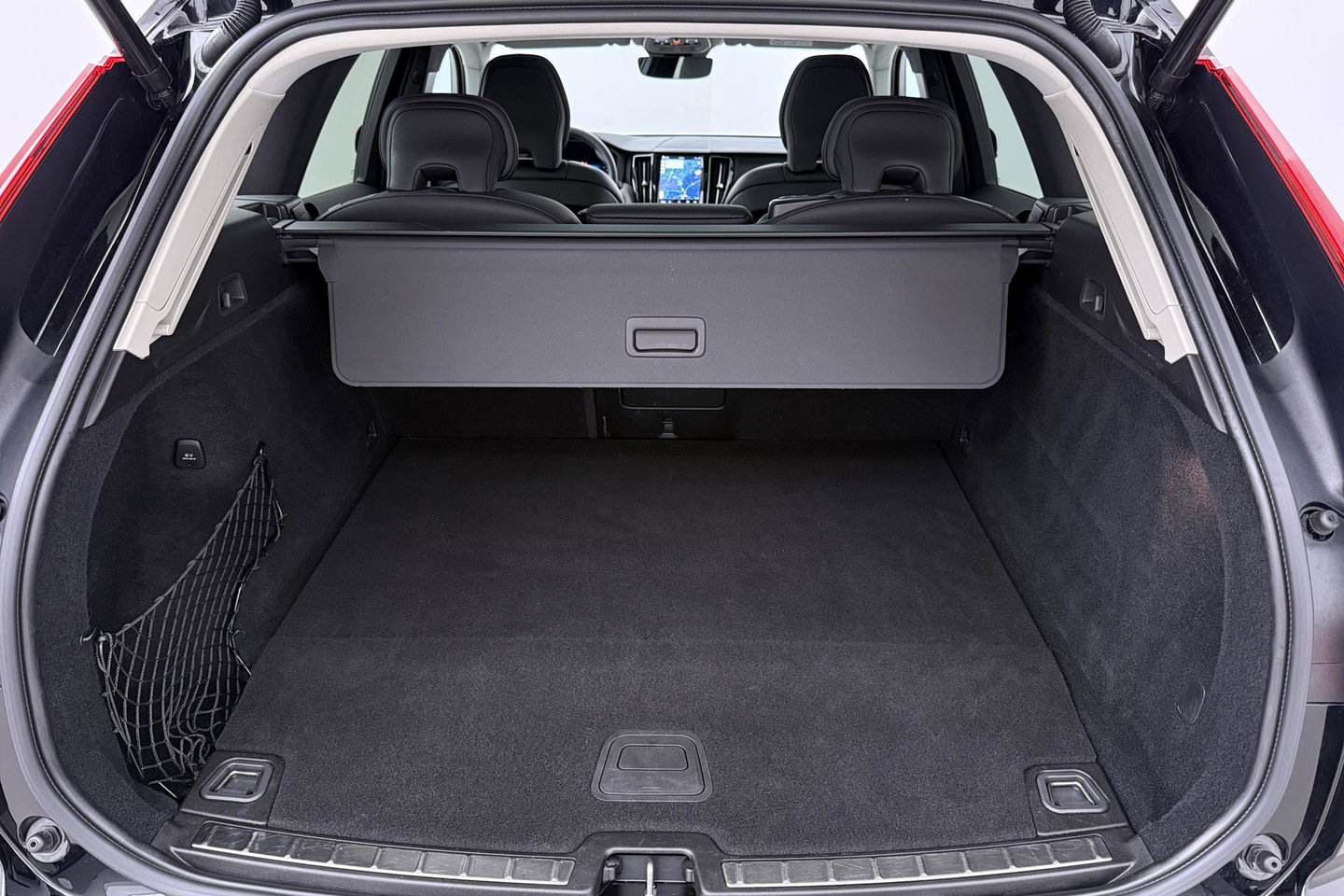 Volvo XC60 T6 Plug-in hybrid Plus Dark | Panoramadak | ACC | Stoel+Stuurverwarming | BLIS | Camera | 21 Inch