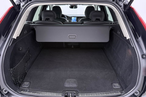 Volvo XC60 T6 Plug-in hybrid Plus Dark | Panoramadak | ACC | Stoel+Stuurverwarming | BLIS | Camera | 21 Inch