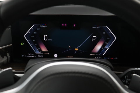 BMW X7 xDrive40i | M-Sport | 7P | Luchtvering | 22 Inch | Panoramadak | Head-Up | 360° Camera | Trekhaak