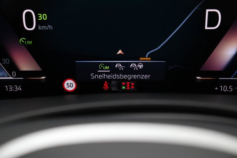 BMW X7 xDrive40i | M-Sport | 7P | Luchtvering | 22 Inch | Panoramadak | Head-Up | 360° Camera | Trekhaak