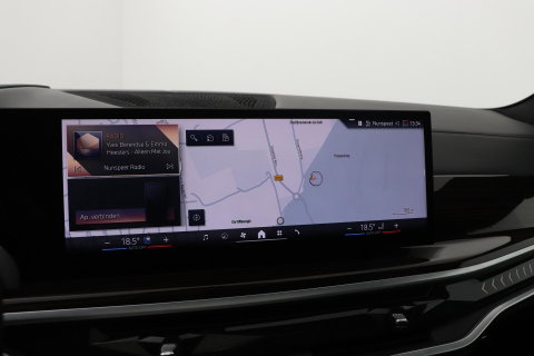 BMW X7 xDrive40i | M-Sport | 7P | Luchtvering | 22 Inch | Panoramadak | Head-Up | 360° Camera | Trekhaak