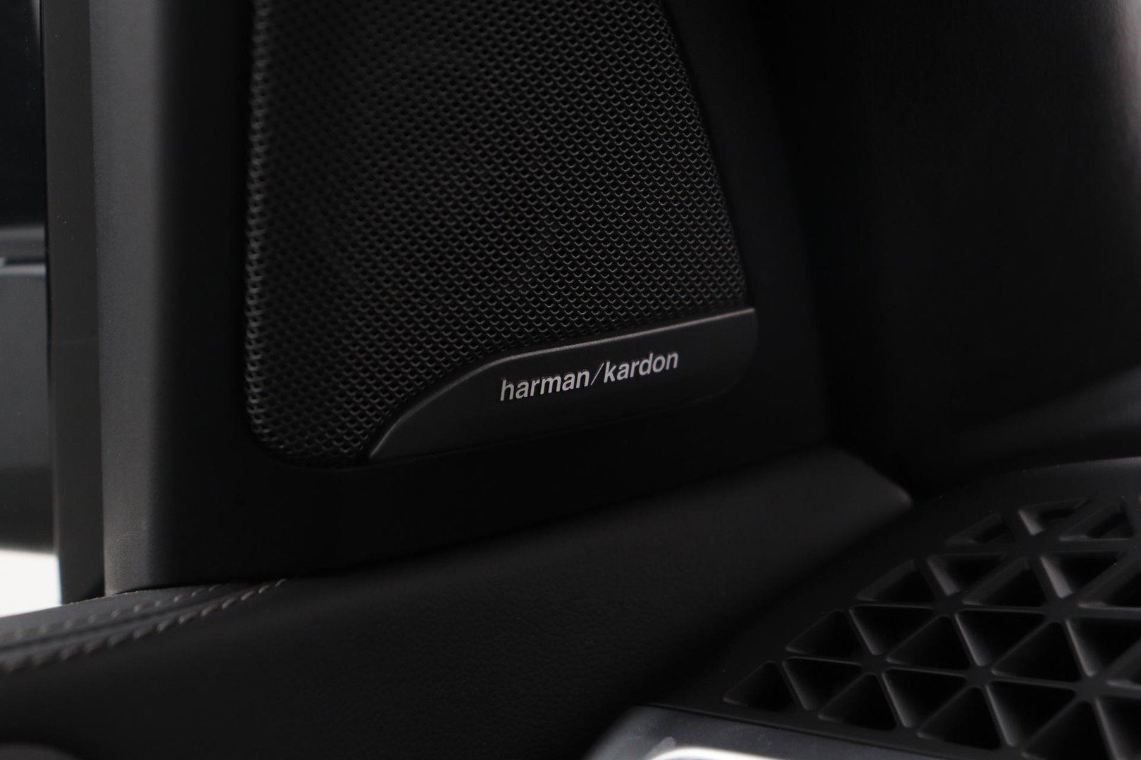 BMW X7 xDrive40i | M-Sport | 7P | Luchtvering | 22 Inch | Panoramadak | Head-Up | 360° Camera | Trekhaak