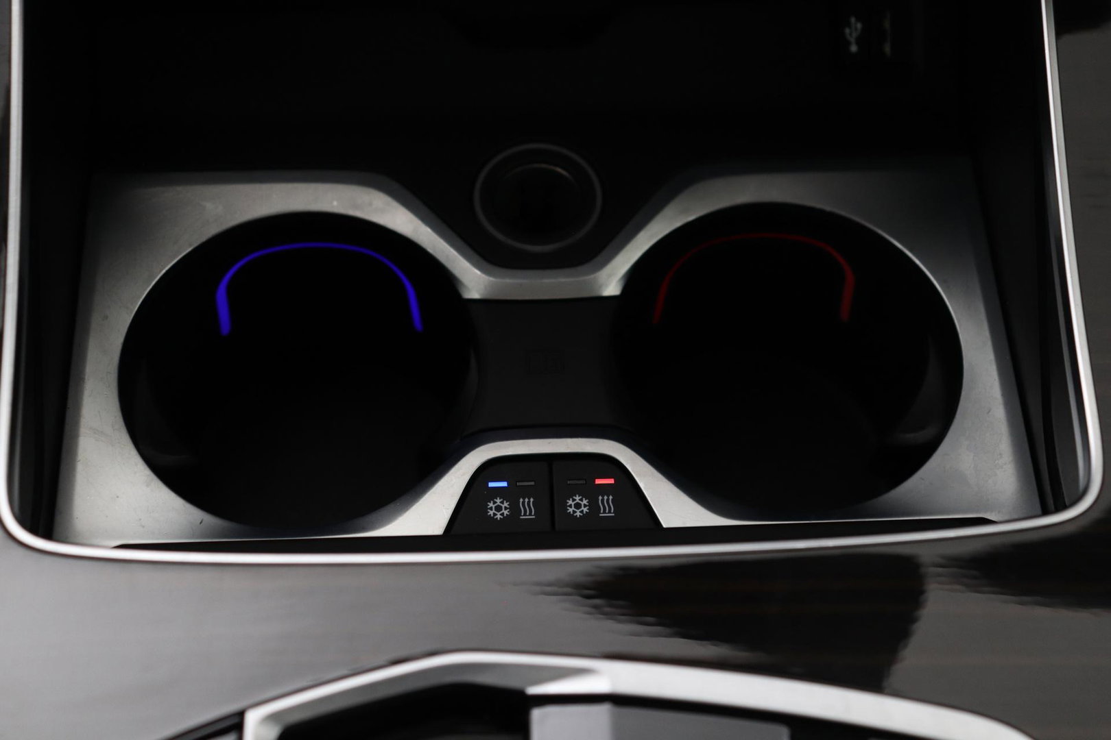 BMW X7 xDrive40i | M-Sport | 7P | Luchtvering | 22 Inch | Panoramadak | Head-Up | 360° Camera | Trekhaak