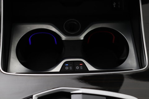 BMW X7 xDrive40i | M-Sport | 7P | Luchtvering | 22 Inch | Panoramadak | Head-Up | 360° Camera | Trekhaak