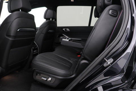 BMW X7 xDrive40i | M-Sport | 7P | Luchtvering | 22 Inch | Panoramadak | Head-Up | 360° Camera | Trekhaak