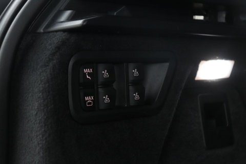 BMW X7 xDrive40i | M-Sport | 7P | Luchtvering | 22 Inch | Panoramadak | Head-Up | 360° Camera | Trekhaak