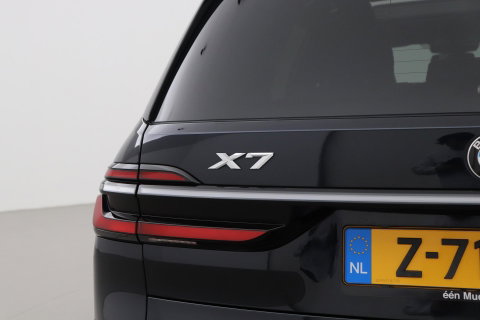 BMW X7 xDrive40i | M-Sport | 7P | Luchtvering | 22 Inch | Panoramadak | Head-Up | 360° Camera | Trekhaak