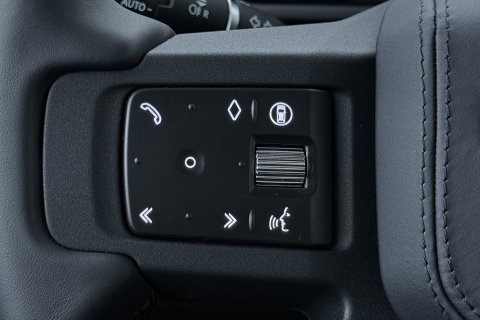 Land Rover Defender 2.0 P300e 110 X | FACELIFT | ClearSight | Meridian Surround | Trekhaak | Luchtvering | Koelbox | Panoramadak | 22 Inch