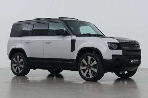 Land Rover Defender 2.0 P300e 110 X | FACELIFT | ClearSight | Meridian Surround | Trekhaak | Luchtvering | Koelbox | Panoramadak | 22 Inch