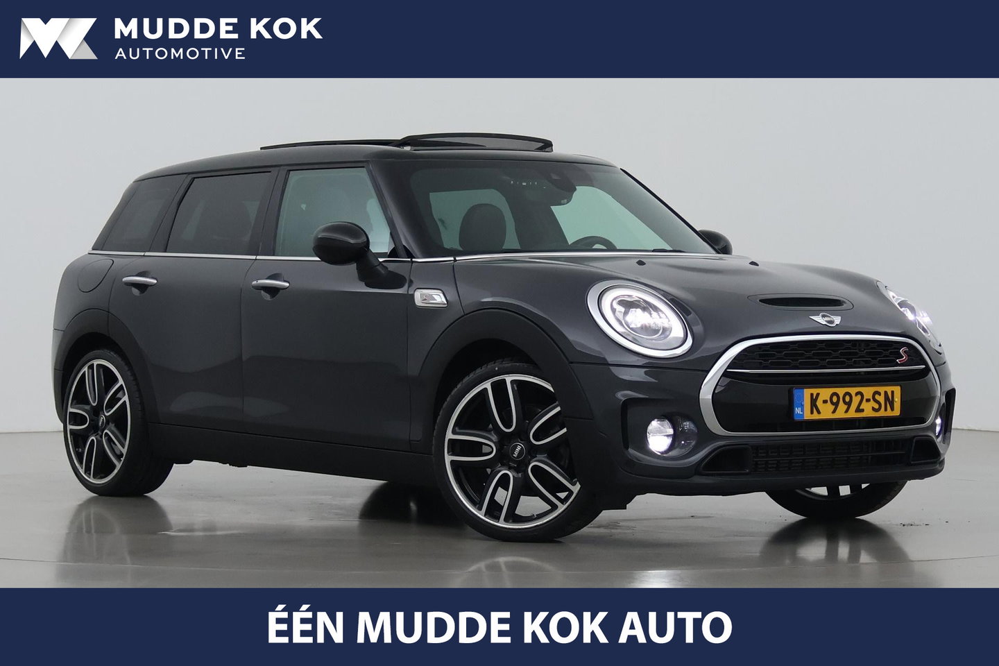 MINI Clubman 2.0 Cooper S Chili Serious Business | Panoramadak | Trekhaak | Keyless | Stoelverwarming | LED | 19 Inch