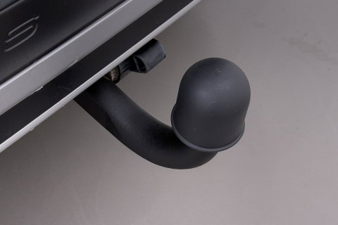Volvo V60 Cross Country 2.0 D3 Momentum Business | Trekhaak | Navigatie | Cruise Control | Parkeersensoren | 18 Inch