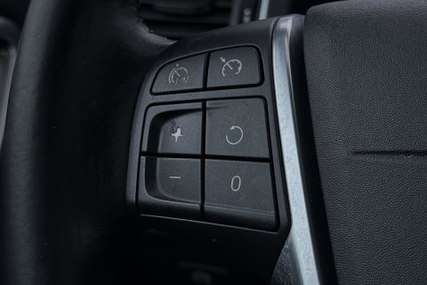 Volvo V60 Cross Country 2.0 D3 Momentum Business | Trekhaak | Navigatie | Cruise Control | Parkeersensoren | 18 Inch