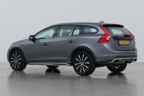Volvo V60 Cross Country 2.0 D3 Momentum Business | Trekhaak | Navigatie | Cruise Control | Parkeersensoren | 18 Inch