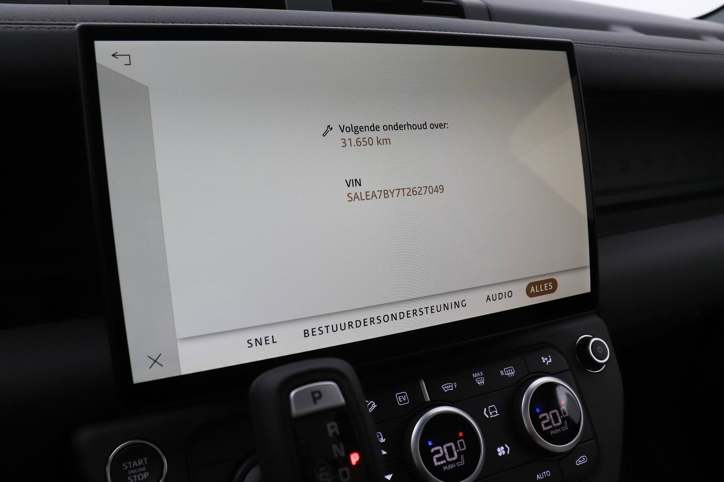 Land Rover Defender 2.0 P300e 110 X-Dynamic SE | FACELIFT | ACC | Panoramadak | ClearSight | Stoel+Stuurverwarming | Trekhaak