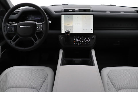 Land Rover Defender 2.0 P300e 110 X-Dynamic SE | FACELIFT | ACC | Panoramadak | ClearSight | Stoel+Stuurverwarming | Trekhaak