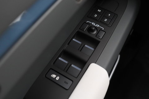 Land Rover Defender 2.0 P300e 110 X-Dynamic SE | FACELIFT | ACC | Panoramadak | ClearSight | Stoel+Stuurverwarming | Trekhaak