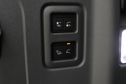 Land Rover Defender 2.0 P300e 110 X-Dynamic SE | FACELIFT | ACC | Panoramadak | ClearSight | Stoel+Stuurverwarming | Trekhaak