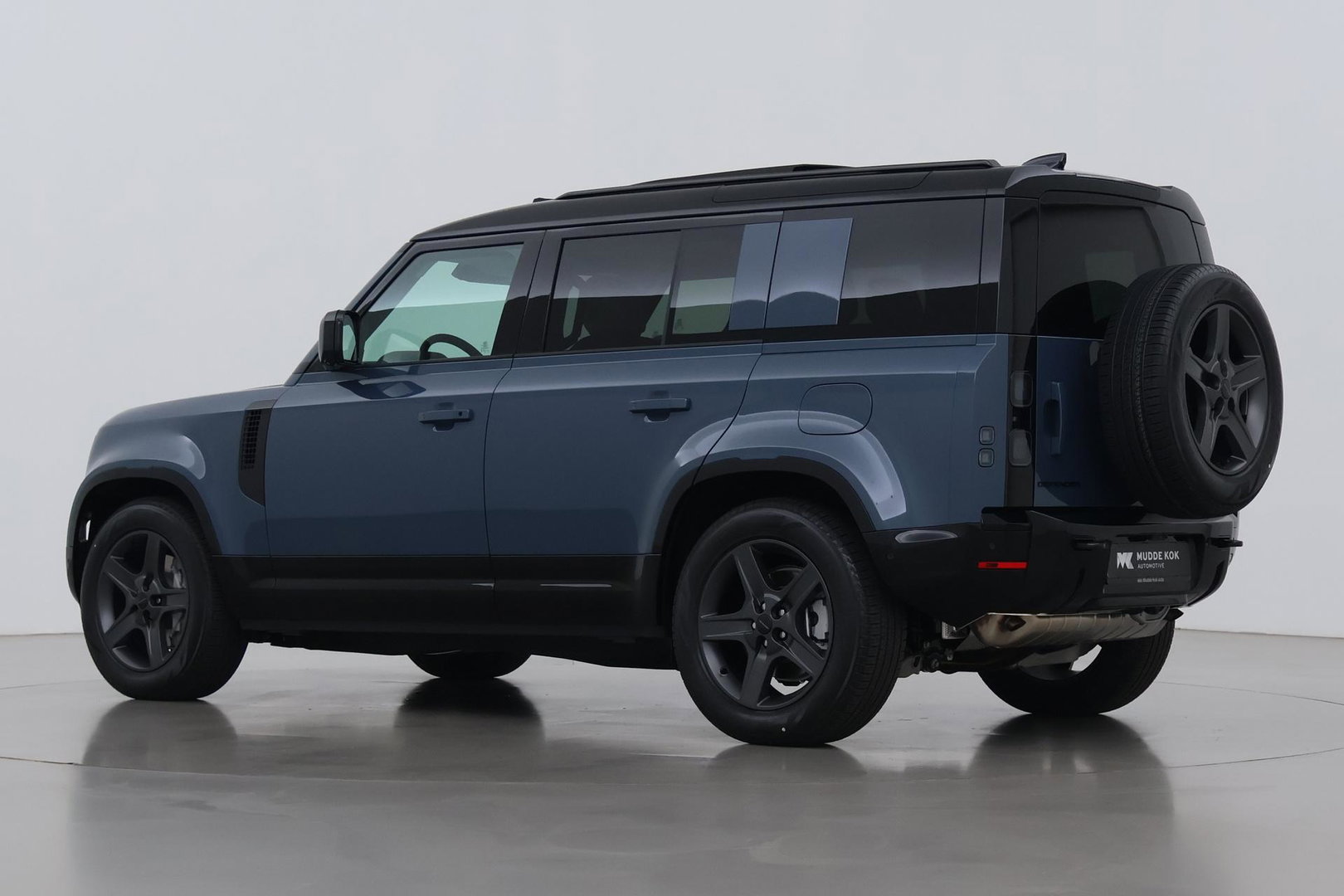 Land Rover Defender 2.0 P300e 110 X-Dynamic SE | FACELIFT | ACC | Panoramadak | ClearSight | Stoel+Stuurverwarming | Trekhaak