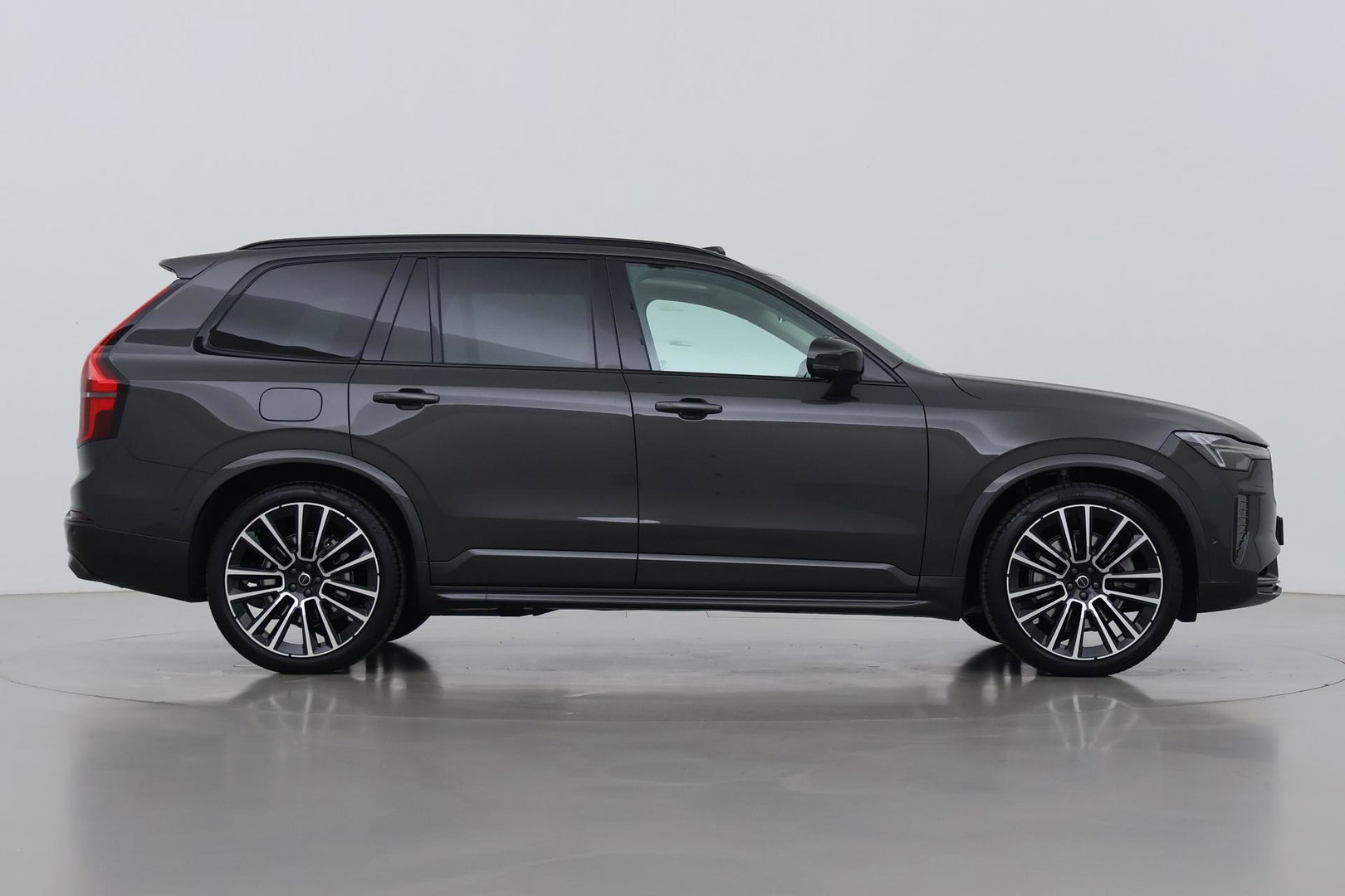 Volvo XC90 T8 Plug-in hybrid Ultra Dark | Luchtvering | Bowers&Wilkins | Trekhaak | Massage+Ventilatie | Head-Up