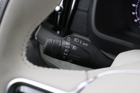 Volvo XC90 T8 Plug-in hybrid Ultra Dark | Luchtvering | Bowers&Wilkins | Trekhaak | Massage+Ventilatie | Head-Up