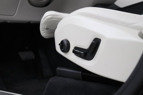 Volvo XC90 T8 Plug-in hybrid Ultra Dark | Luchtvering | Bowers&Wilkins | Trekhaak | Massage+Ventilatie | Head-Up