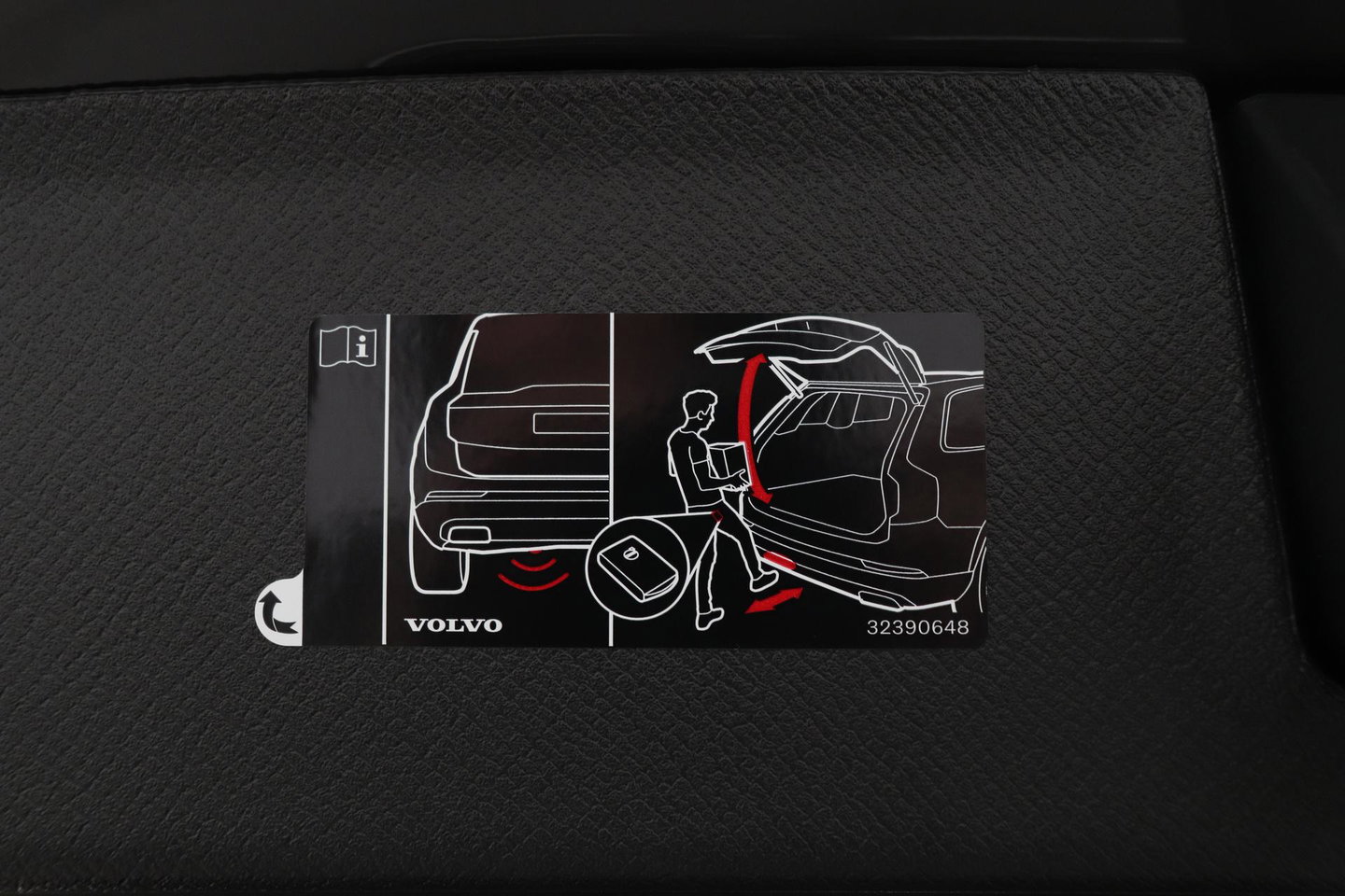 Volvo XC90 T8 Plug-in hybrid Ultra Dark | Luchtvering | Bowers&Wilkins | Trekhaak | Massage+Ventilatie | Head-Up