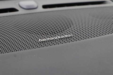 Volvo XC40 2.0 B3 Plus Dark | Camera | Harman/Kardon | Stoel+Stuurverwarming | Memory | Keyless