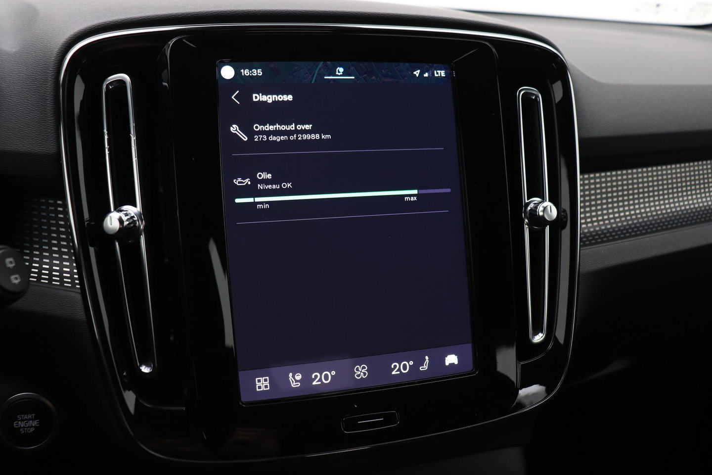 Volvo XC40 2.0 B3 Plus Dark | Camera | Harman/Kardon | Stoel+Stuurverwarming | Memory | Keyless