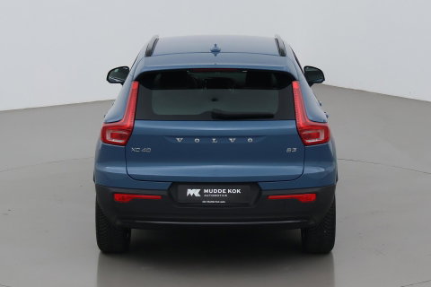 Volvo XC40 2.0 B3 Plus Dark | Camera | Harman/Kardon | Stoel+Stuurverwarming | Memory | Keyless