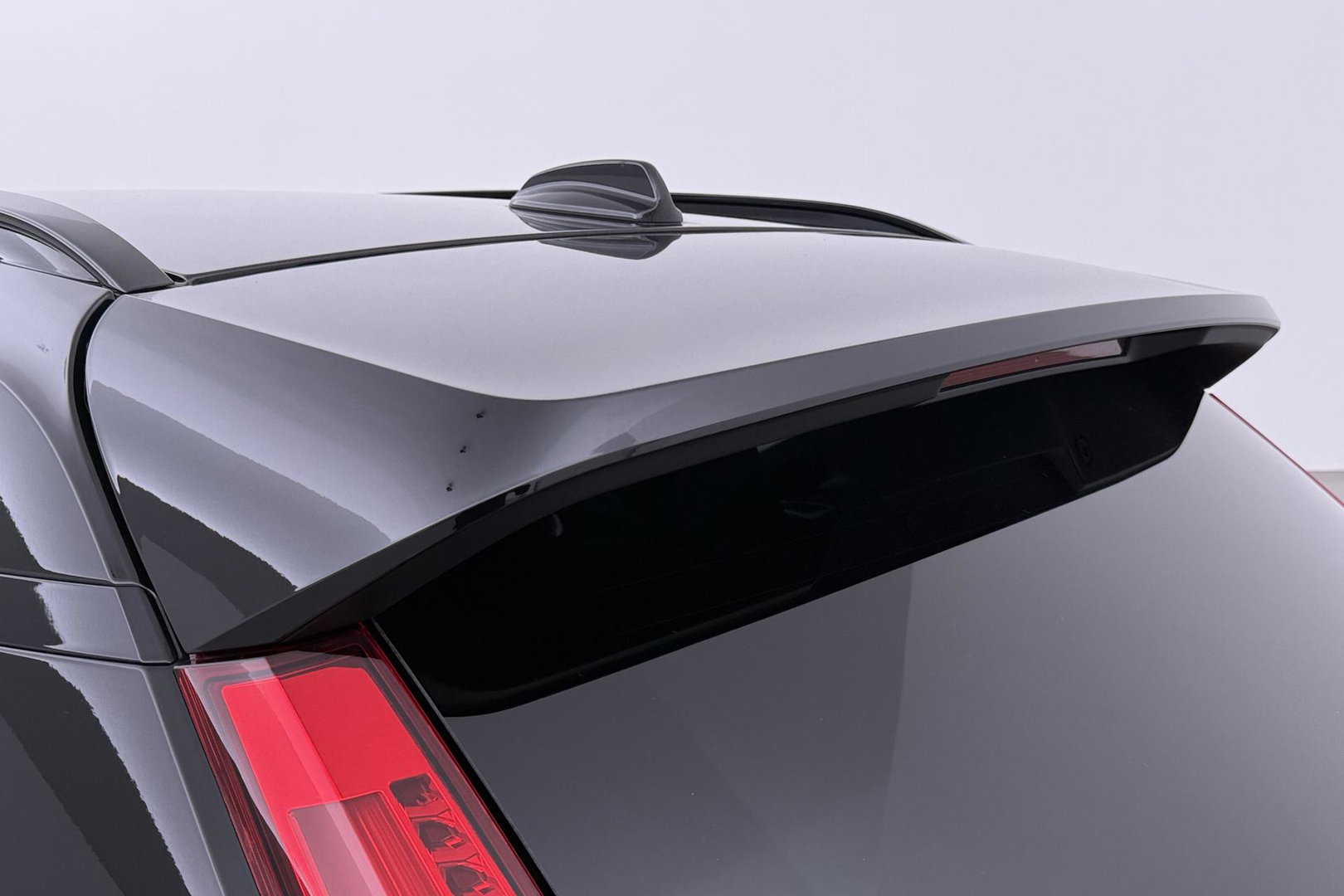 Volvo EX40 Twin Motor Plus Black Edition 82 kWh | 409 PK! | AWD | 360° Camera | Harman/Kardon | Stoel+Stuurverwarming | ACC