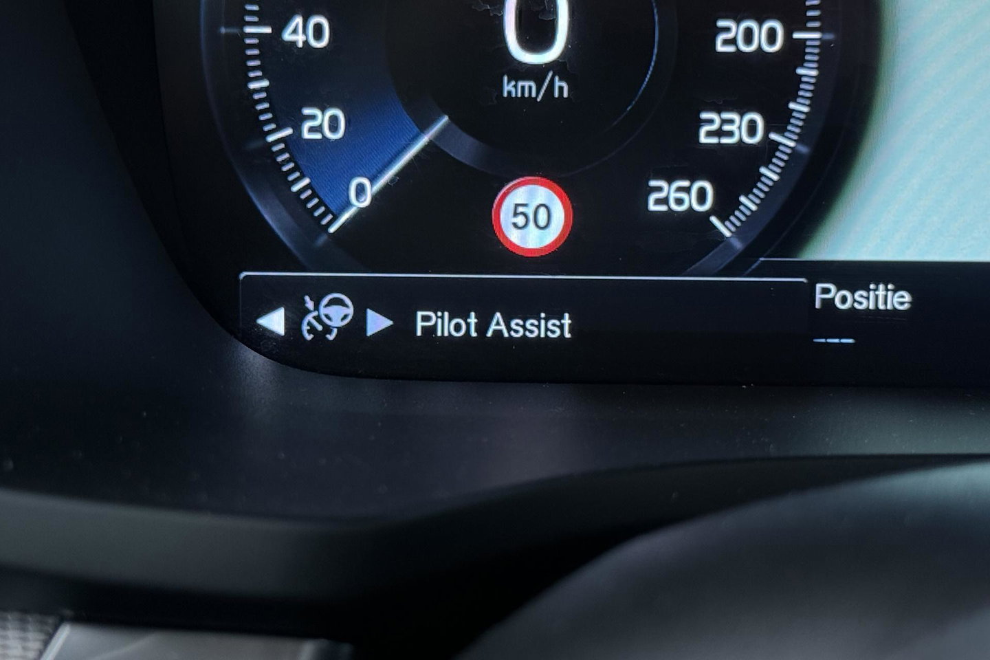 Volvo V60 2.0 T6 Twin Engine AWD Inscription | ACC | Trekhaak | 360° Camera | Harman/Kardon | BLIS | Standkachel | 19 inch