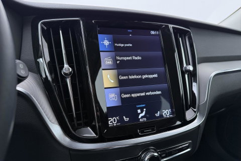 Volvo V60 2.0 T6 Twin Engine AWD Inscription | ACC | Trekhaak | 360° Camera | Harman/Kardon | BLIS | Standkachel | 19 inch