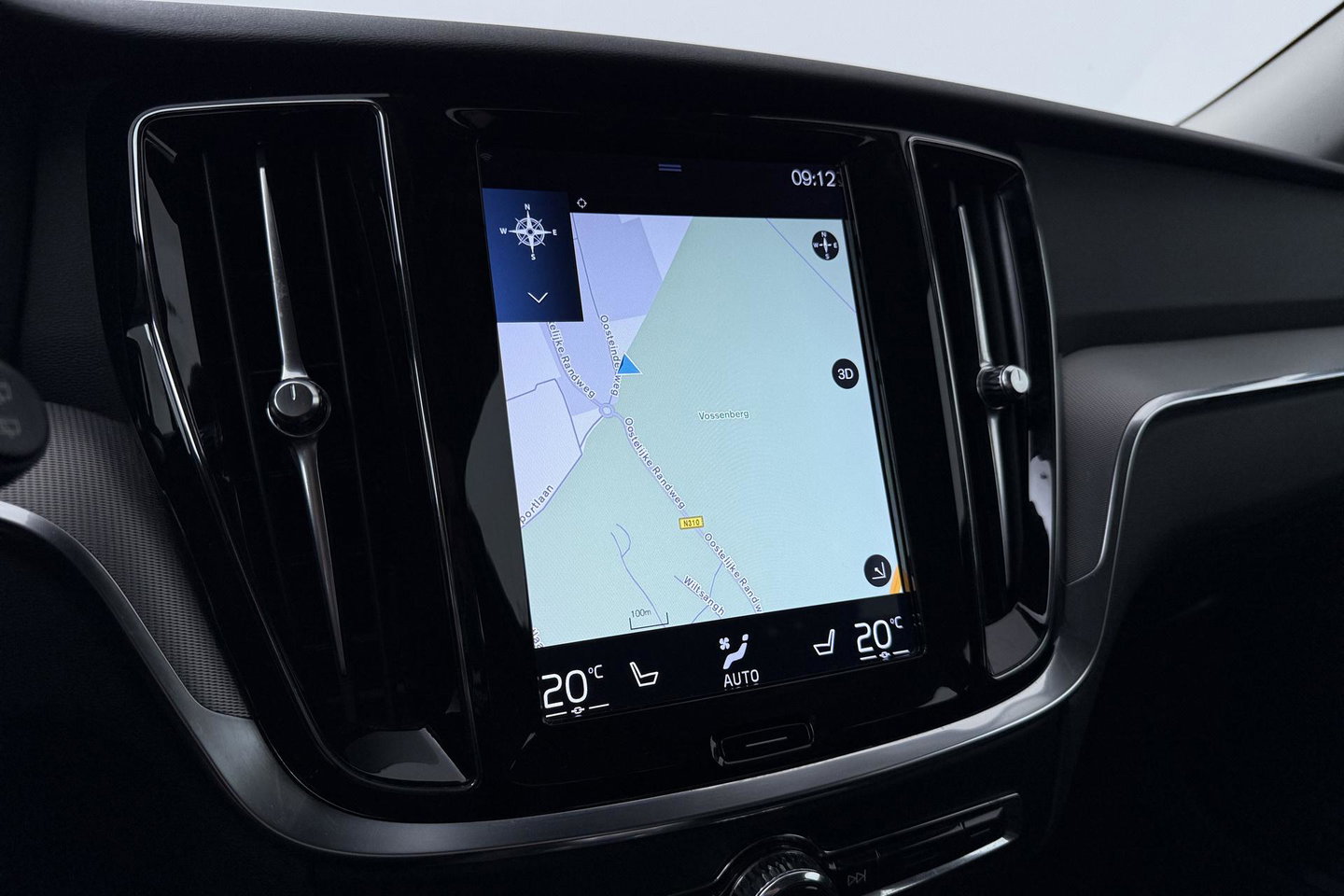 Volvo V60 2.0 T6 Twin Engine AWD Inscription | ACC | Trekhaak | 360° Camera | Harman/Kardon | BLIS | Standkachel | 19 inch
