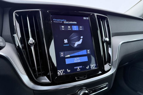 Volvo V60 2.0 T6 Twin Engine AWD Inscription | ACC | Trekhaak | 360° Camera | Harman/Kardon | BLIS | Standkachel | 19 inch