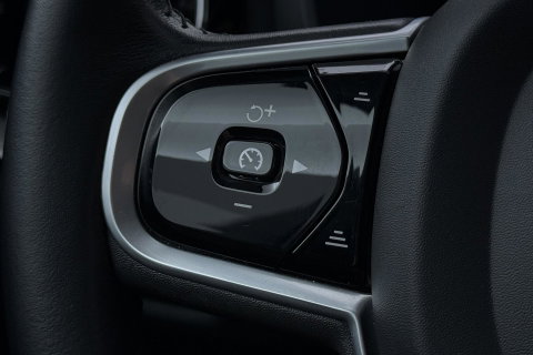 Volvo V60 2.0 T6 Twin Engine AWD Inscription | ACC | Trekhaak | 360° Camera | Harman/Kardon | BLIS | Standkachel | 19 inch